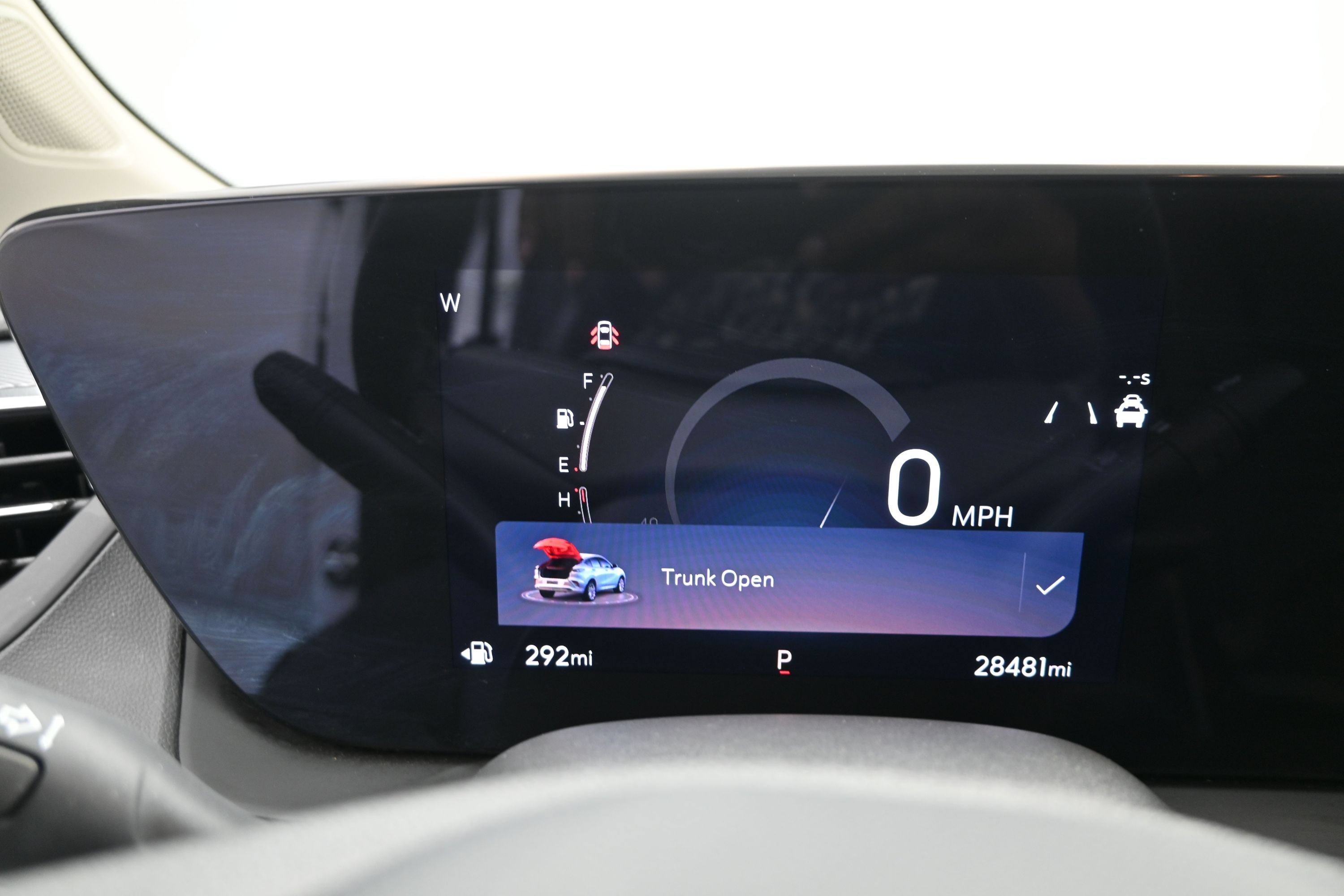 Certified 2025 Buick Encore GX Preferred FWD image 23