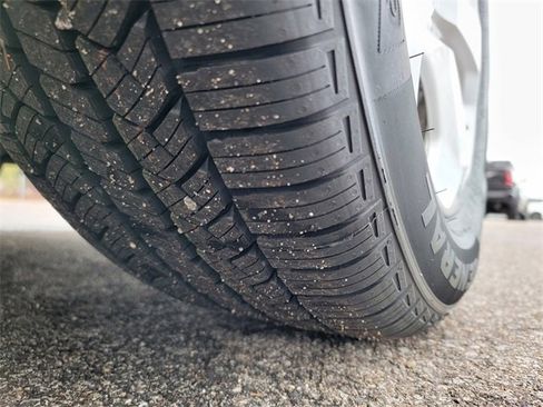 Certified 2020 Jeep Compass Latitude w/ Cold Weather Group image 18