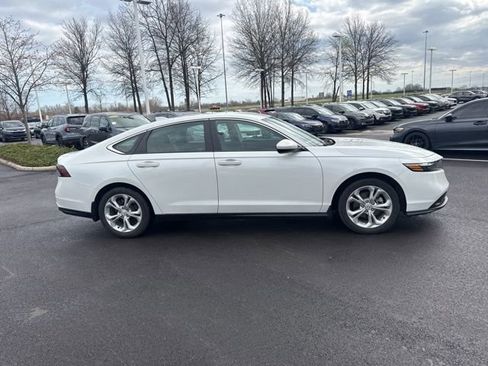 Used 2024 Honda Accord LX image 10