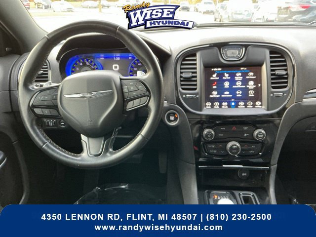 Used 2019 Chrysler 300 S AWD/4WD image 2