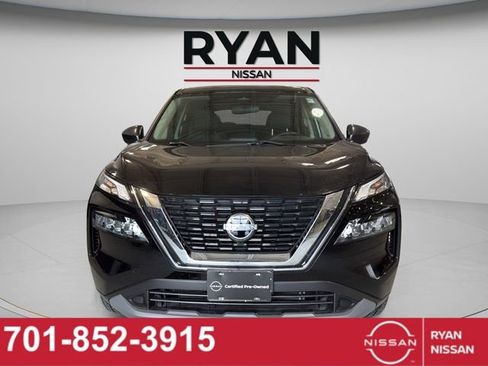 Certified 2023 Nissan Rogue S image 12