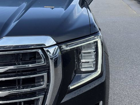 Used 2021 GMC Yukon SLT w/ Rear Media and Nav Package AWD/4WD image 11