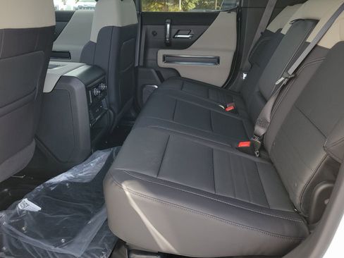New 2026 GMC Hummer EV SUV w/ LPO, Dark Essentials Package image 7