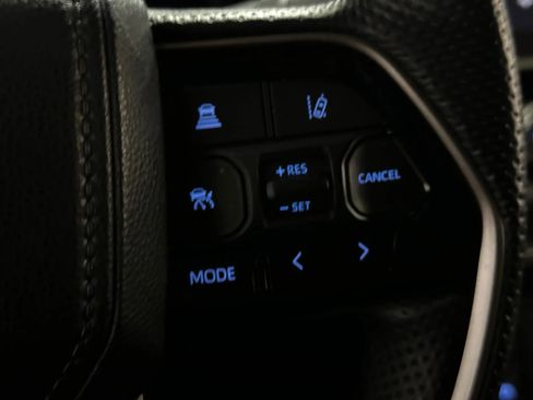 Used 2024 Toyota Tundra Limited image 31