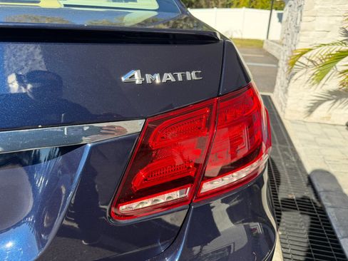 Used 2014 Mercedes-Benz E 350 4MATIC Sedan image 14