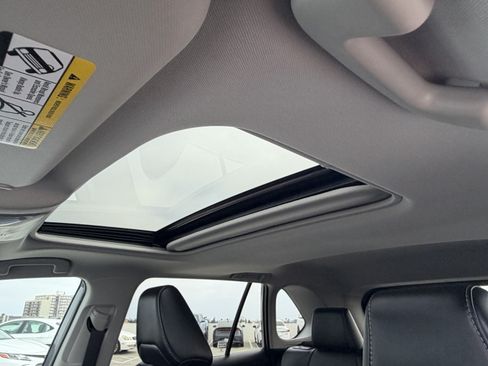 Certified 2021 Toyota RAV4 XLE Premium AWD/4WD image 25