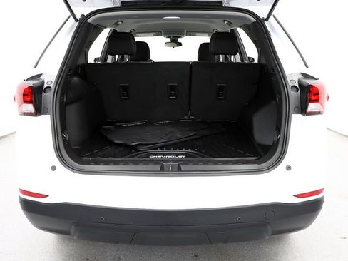 Used 2024 Chevrolet Equinox LS w/ LS Convenience Package FWD image 29