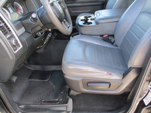 Used 2016 RAM 3500 Tradesman w/ Popular Equipment Group image 18