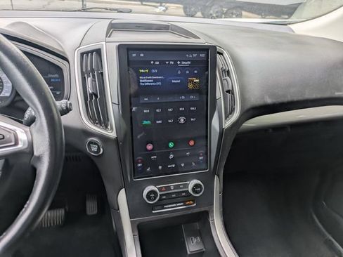 Used 2023 Ford Edge SEL AWD/4WD image 23