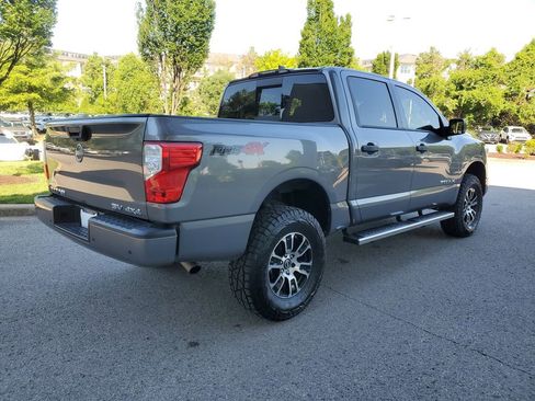 Used 2024 Nissan Titan SV AWD/4WD image 4