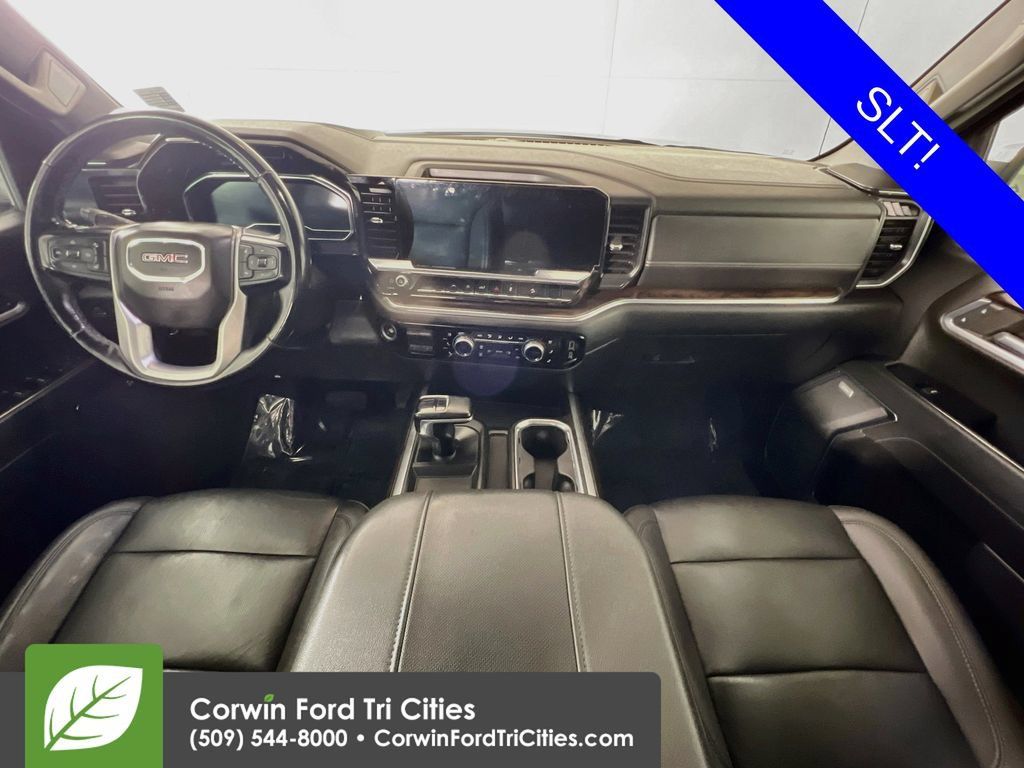 Used 2023 GMC Sierra 1500 SLT w/ SLT Convenience Package AWD/4WD image 7