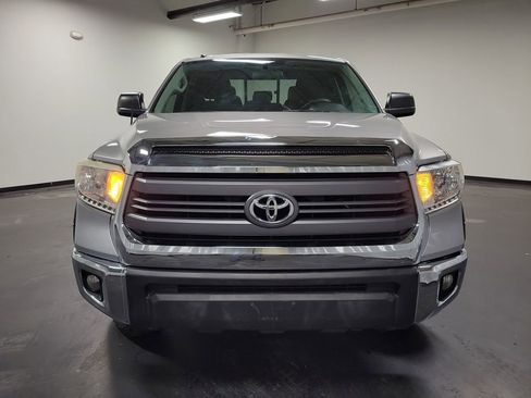Used 2015 Toyota Tundra SR5 image 2