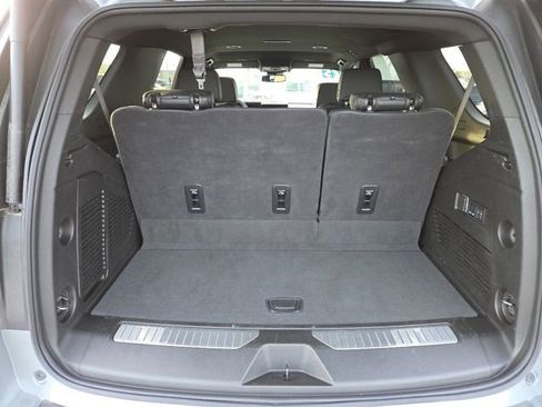 Used 2025 GMC Yukon Denali image 29