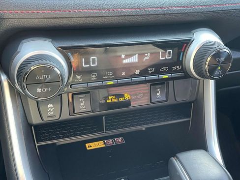 Used 2025 Toyota RAV4 XSE w/ Weather Package image 21