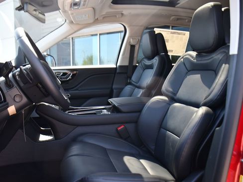 New 2026 Lincoln Aviator Reserve AWD/4WD image 12