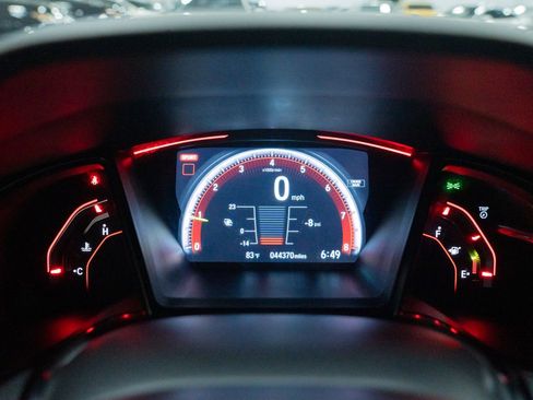 Used 2019 Honda Civic Type R image 40