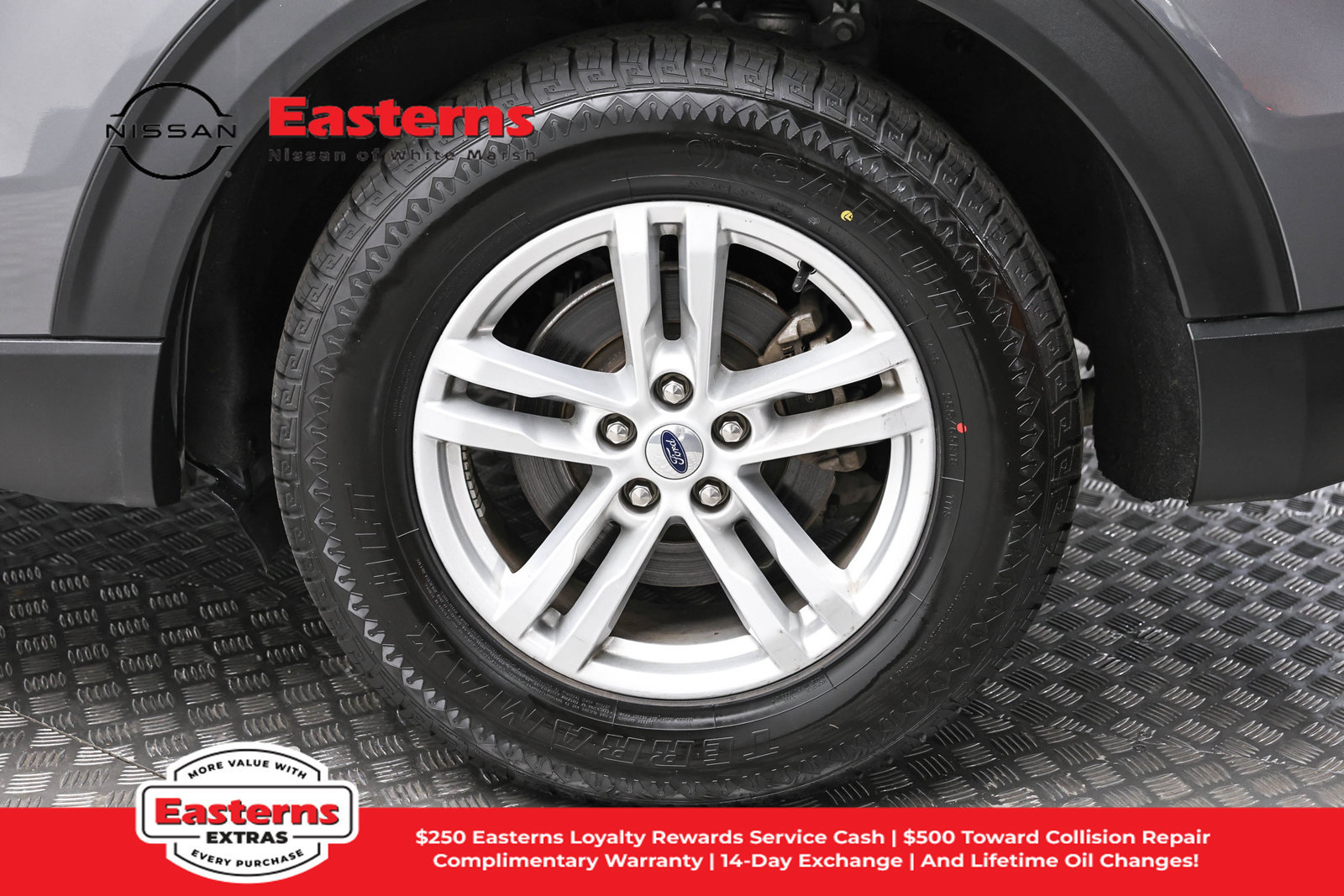 Used 2023 Ford Explorer XLT w/ Equipment Group 202A RWD image 8