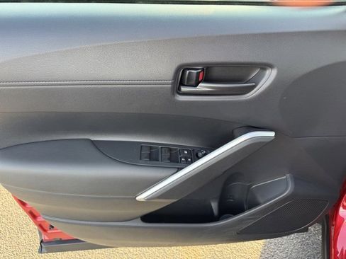 Certified 2024 Toyota Corolla Cross LE image 15