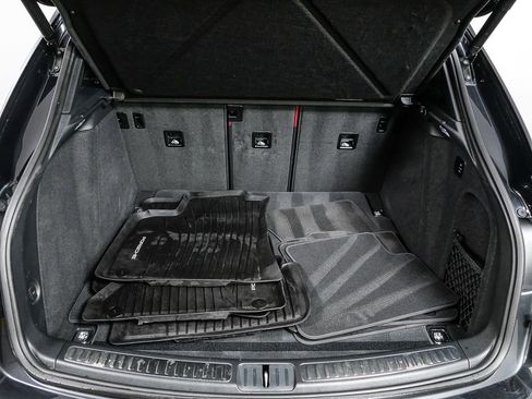 Certified 2023 Porsche Macan GTS AWD/4WD image 33