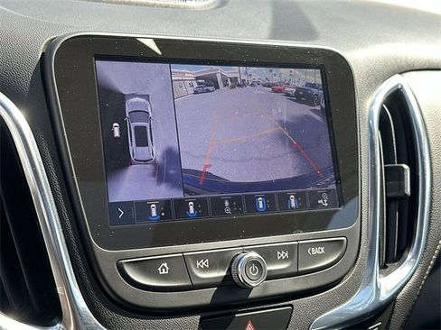 Used 2020 Chevrolet Equinox Premier image 14