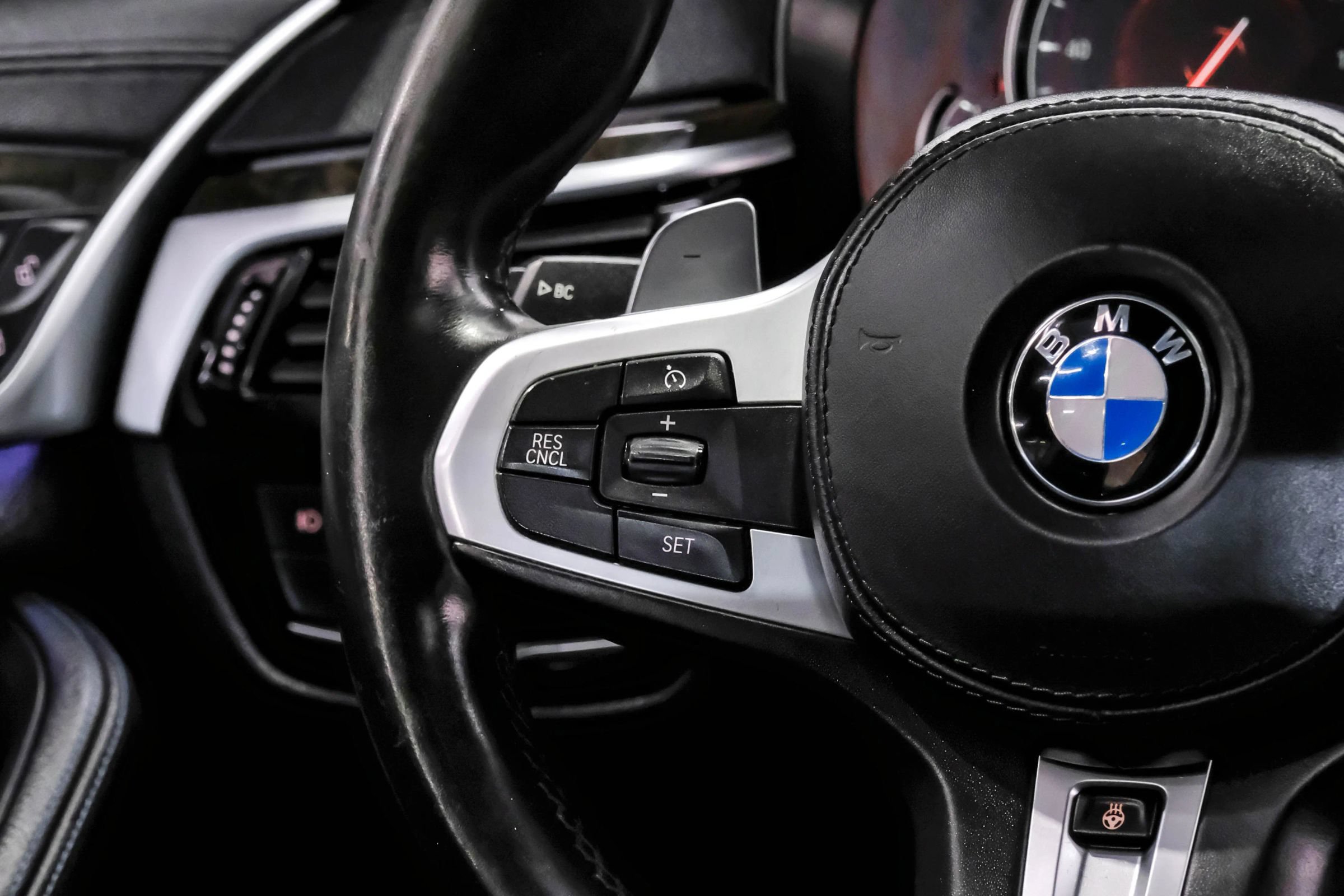 Used 2017 BMW 540i RWD image 24