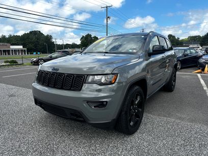 Used 2019 Jeep Grand Cherokee Laredo
