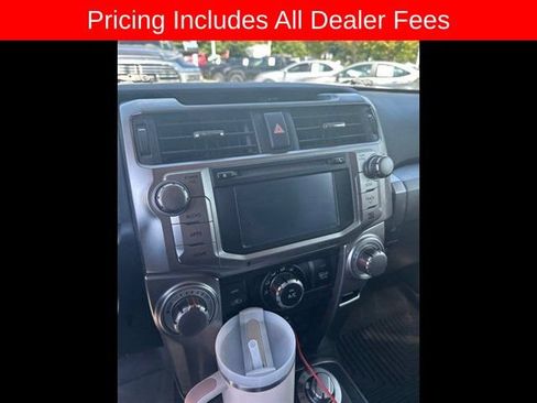 Used 2016 Toyota 4Runner SR5 AWD/4WD image 10