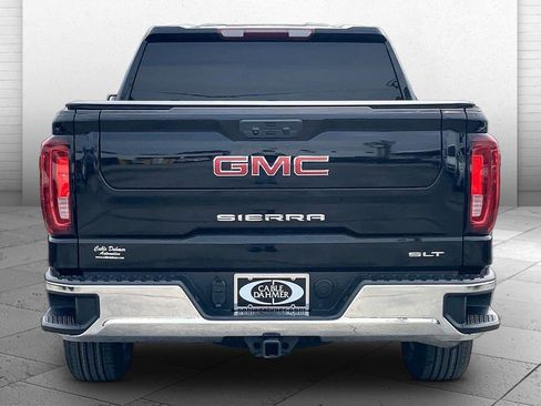 Used 2024 GMC Sierra 1500 SLT AWD/4WD image 3