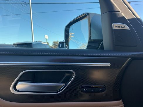 New 2026 INFINITI QX80 Luxe w/ Cargo Package AWD/4WD image 22