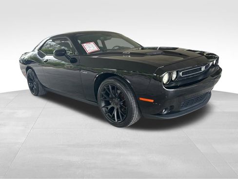 Certified 2015 Dodge Challenger R/T Plus image 2