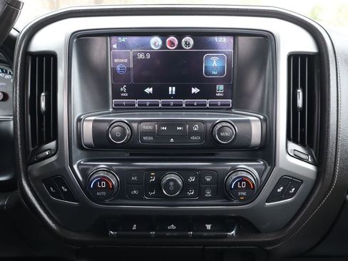 Used 2015 Chevrolet Silverado 2500 LTZ image 34