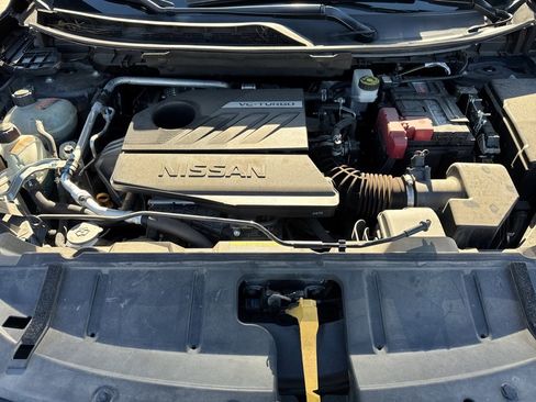 Used 2023 Nissan Rogue SV image 21