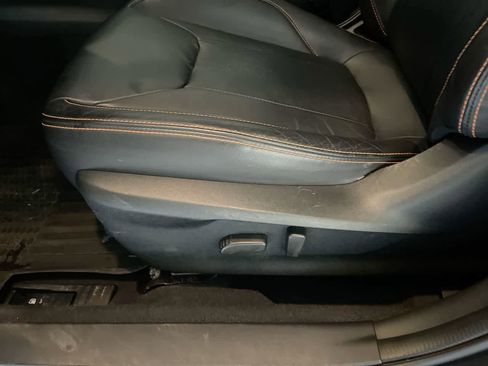 Used 2018 Subaru Crosstrek 2.0i Limited image 12