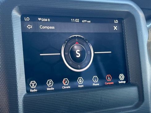 Used 2019 Jeep Wrangler Unlimited Sahara image 19