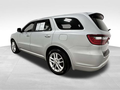 Used 2023 Dodge Durango GT RWD image 4