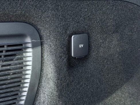 Used 2024 Lincoln Corsair AWD w/ Equipment Group 101A image 12