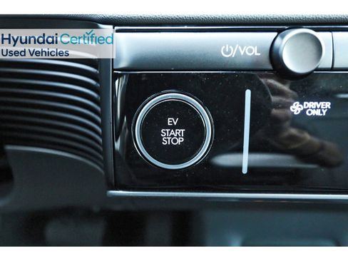 Certified 2025 Hyundai Ioniq 5 SEL RWD image 29