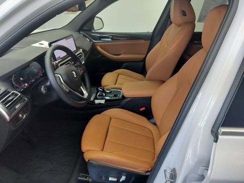 Used 2024 BMW X3 xDrive30i w/ Premium Package AWD/4WD image 7