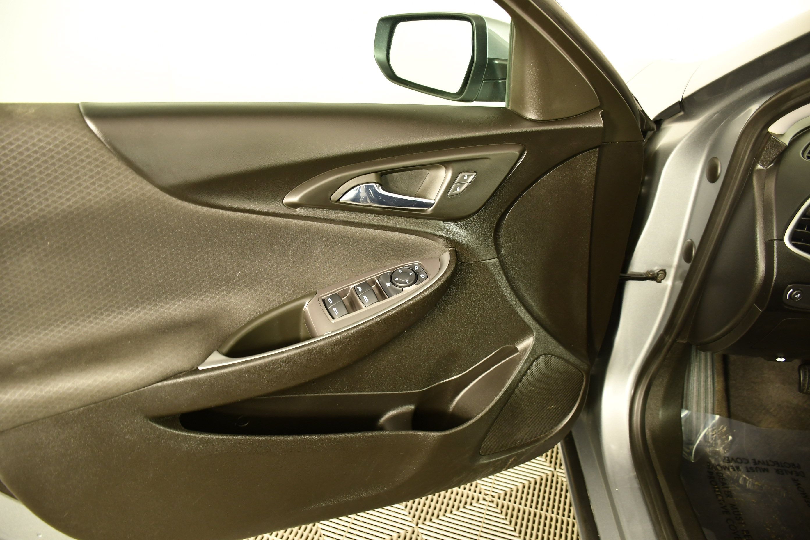 Used 2024 Chevrolet Malibu LT FWD image 36