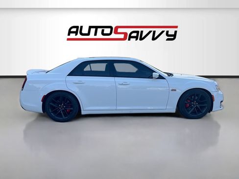 Used 2023 Chrysler 300 C RWD image 8