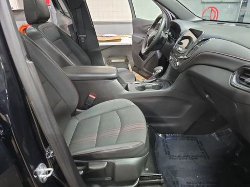 Used 2023 Chevrolet Equinox RS image 12