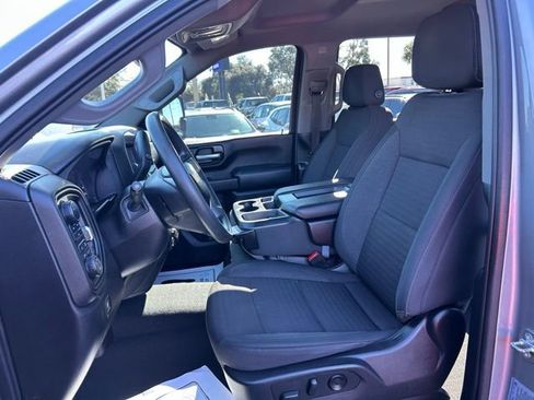 Used 2024 Chevrolet Silverado 2500 Custom w/ Custom Value Package image 14