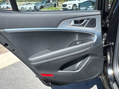 Used 2026 Genesis G70 2.5T Prestige image 21