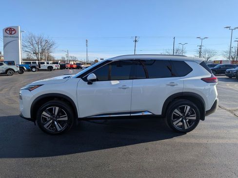 Used 2023 Nissan Rogue SL image 4