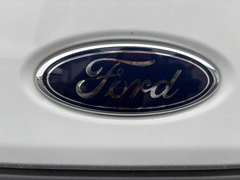 Used 2024 Ford Transit 250 Low Roof w/ Exterior Upgrade Package image 32