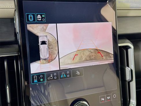 New 2026 GMC Acadia Elevation image 9