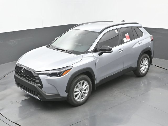 New 2026 Toyota Corolla Cross LE FWD image 29