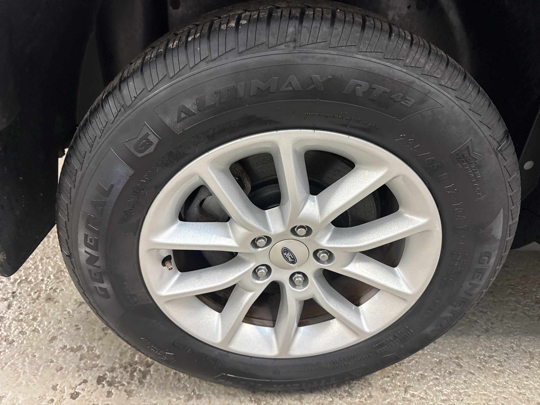 Used 2013 Ford Edge SE FWD image 36