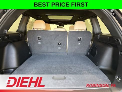 New 2026 Jeep Grand Cherokee Limited w/ Luxury Tech Group II AWD/4WD image 9