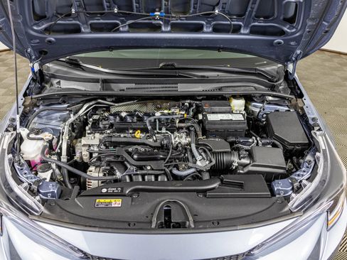 Used 2025 Toyota Corolla LE FWD image 45